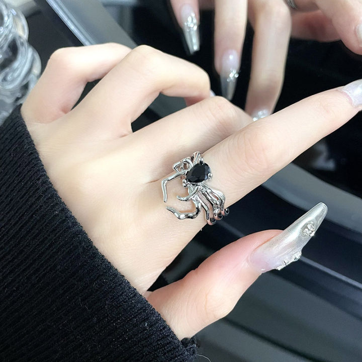 Gothic%20Irregular%20Spider%20Webs%20Zircon%20Rings%20Black%20Crystal%20Grunge%20Open%20Ring%20Punk%20Dark%20Spider%20Animal%20Goth%20Rings%20for%20Women%20Jewelry%20-%20Image%204
