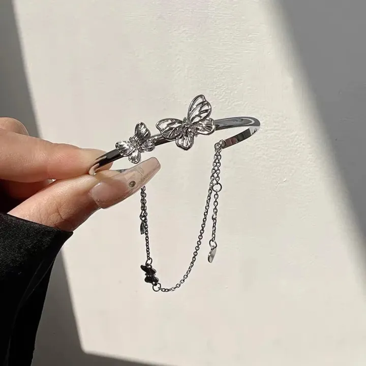 Fashion%20Hollow%20Butterfly%20Bangle%20Bracelet%20Silver%20Color%20Double%20Layer%20Tassel%20Chain%20Bracelet%20For%20Women%20Girls%20-%20Image%205