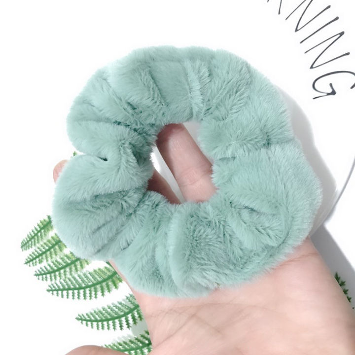 Winter%20Warm%20Soft%20Hair%20Scrunchies%20For%20Women%20Girls%20Cute%20Plush%20Elastic%20Hair%20Band%20Multicolor%20Rubber%20Band%20Hair%20Loop%20Hair%20Accessories%20Luyo%20-%20Image%204