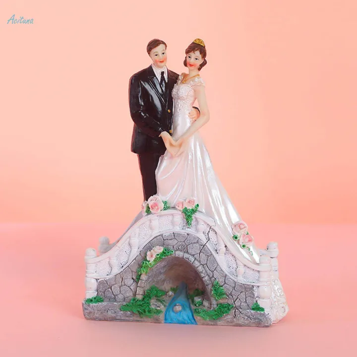 Couple%20Figures%20Decorations%20Gift%20for%20Engagement%20Ready%20to%20Marry%20Anniversaries%20-%20Image%203