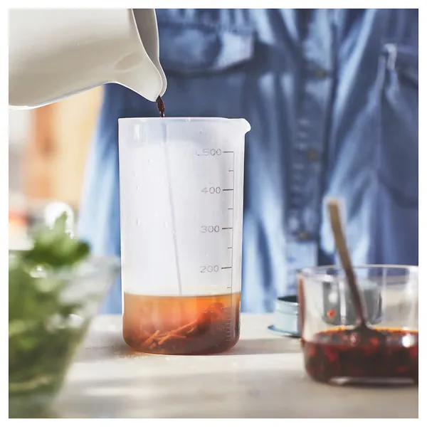 IKEA%20STANDARDMATT%20Shaker,%20graduated%20500%20ml%20-%20Image%204