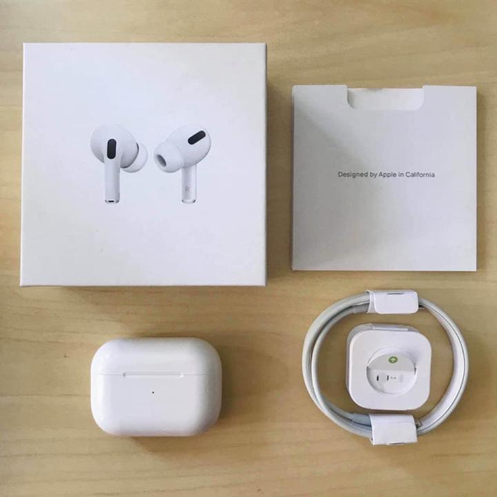Air Ear Pods Pro with Wireless Charging Case Headset Earphones Headphones earphones headset for iOS & All Mobile Phone