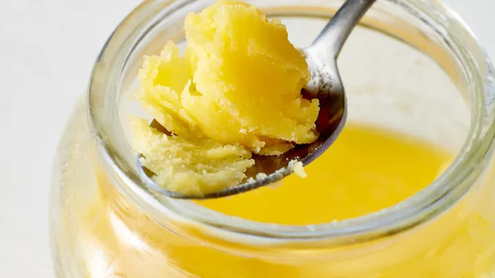 Organic%20Pure%20Cow%20Ghee%20-%20Healthy%20Cooking%20Ghee%20Butter%20(180ml)%20-%20Image%203
