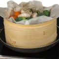 3 Piece Set - Bamboo Steamer Basket - Dumpling & Bun Steamer - Great for Cooking, Buns, Dim Sum, Vegetables, Fish. 