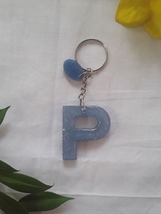 Epoxy%20Resin%20Key%20Tags-%20Crystal%20clear%20epoxy%20resin%20-%20Silver%20and%20Blue%20sprinkles%20inside%20-%20Transparent%20with%20glistening%20surface%20-English%20Alphabet%20Letter%20Key%20Tags%20-%20-%20Image%206