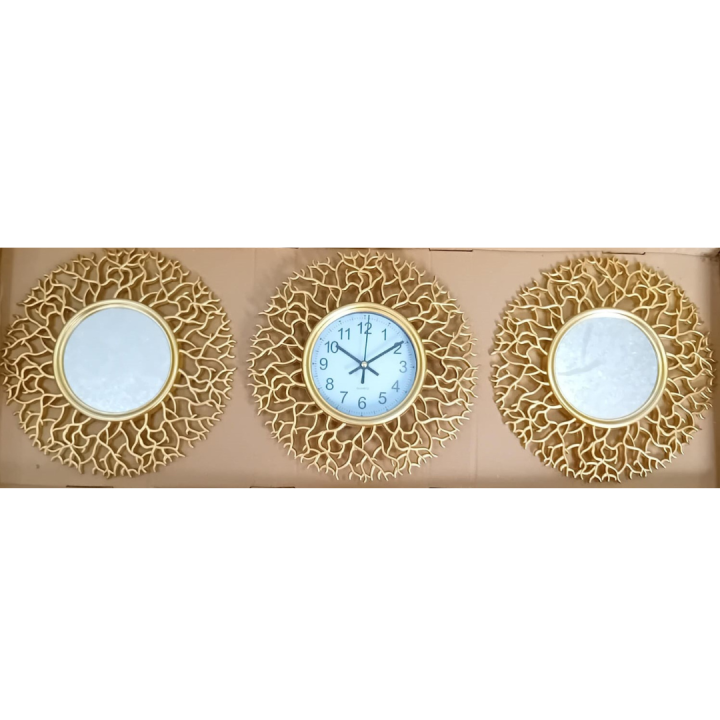 Elegant%20Gold%20Ring%20Wall%20Clock%20with%20Dual%20Mirrors%20-%203-Piece%20Set%20-%20Image%204