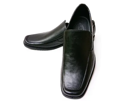 Kadam%20water%20proof%20fully%20ruber%20office%20-%20school%20shoe%20-%20Image%204