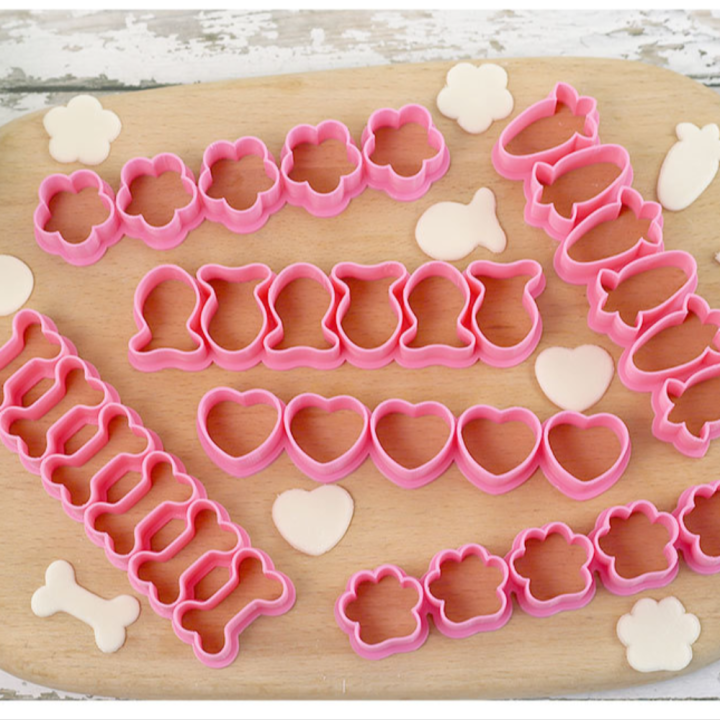 Fish%20Shaped%20Treats%20Cookie%20Cutters%20Plastics%20Small%20Bone%20Baking%20Mold%20Mini%20Goldfish%20Dog%20Paw%20Diy%20Cake%20Mould%20Pet%20Baking%20Tools%20-%20Image%205