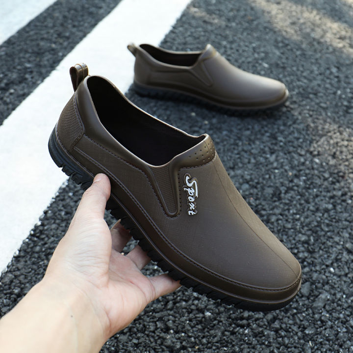 Wear Suede Shoes Rainy Season Shoes You Can Wear In The Rain 2022