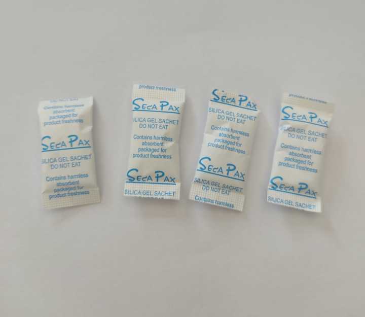 100Pcs 1g Silica Gel Desiccant Packets