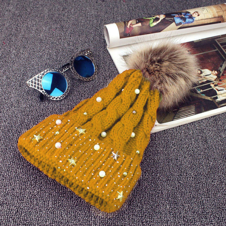%E3%80%90EleganceEssence%E3%80%91New%20Winter%20Wool%20Knitted%20Beanies%20Women%20Faux%20Fur%20Pom%20Poms%20Fashion%20Pearl%20Hat%20Female%20Girls%20Beanie%20Cap%20Pompom%20Winter%20Hats%20Xmas%20Gifts%20-%20Image%204