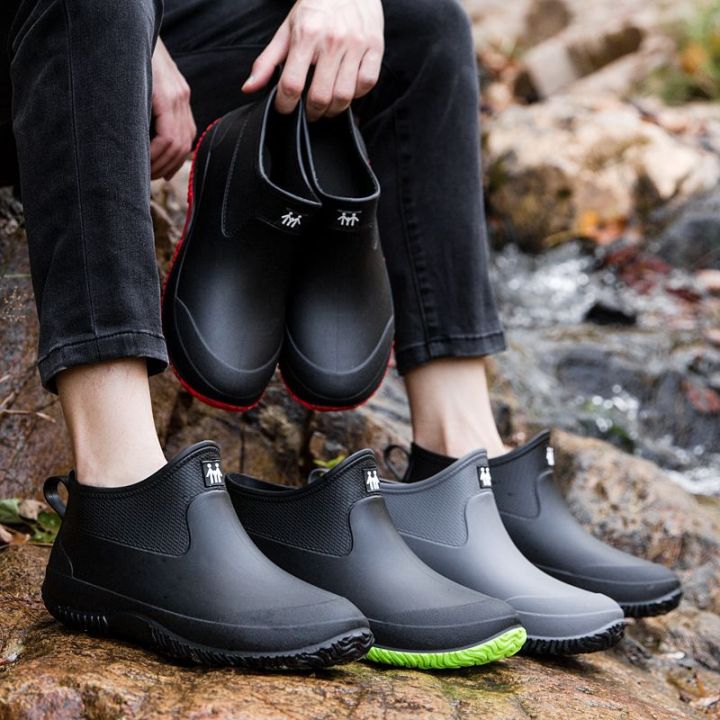 Summer%20Rain%20Boots%20Men's%20Trendy%20Fashion%20Short%20Rain%20Shoes%20Men's%20Rain%20Boots%20Women's%20Short%20Waterproof%20Shoe%20Cover%20Non-Slip%20Car%20Wash%20Kitchen%20Rubber%20Shoes%20-%20Image%204