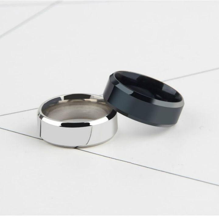 Titanium%20Ring%20Men%20-%20Image%204