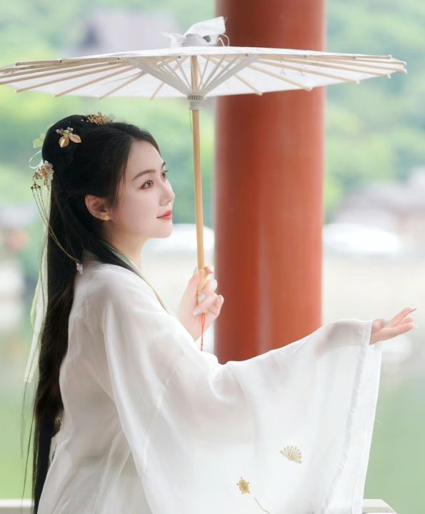 82cm%20Hanfu%20Oiled%20Paper%20Umbrella%20Rain%20Women%20Photography%20Prop%20Rain%20proof%20Ribbon%20Antique%20Tassels%20Umbrella%20Fan%20Paraguas%20Parasol%20-%20Image%208