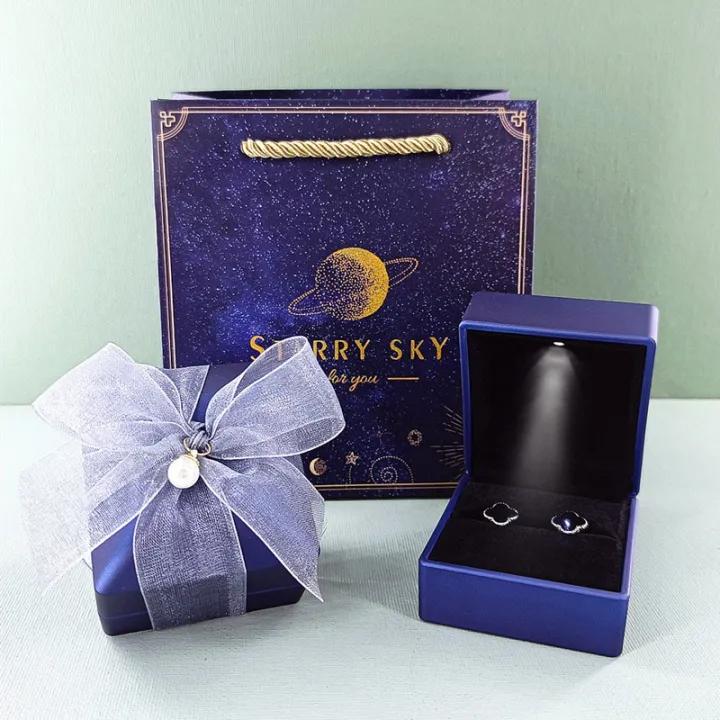 Creative%20LED%20Jewelry%20Box%20with%20Light%202024%20New%20High-End%20Birthday%20Gift%20Ring%20Necklace%20Bracelet%20Bracelet%20Bag%20-%20Image%206