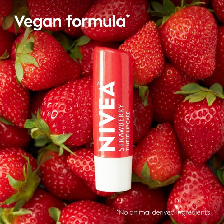 NIVEA%20STRAWBERRY%20Fruity%20Shine%20Moisture%20Lip%20Care%20Balm%20Nsfs%20-%20Image%202