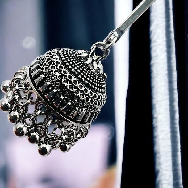 Black%20silver%20radiational%20Long%20Indian%20Jhumka%20Jhumki%20oxidized%20Dangle%20Earrings%20With%20Pearl%20For%20Women%20and%20girl%20-%20Image%204