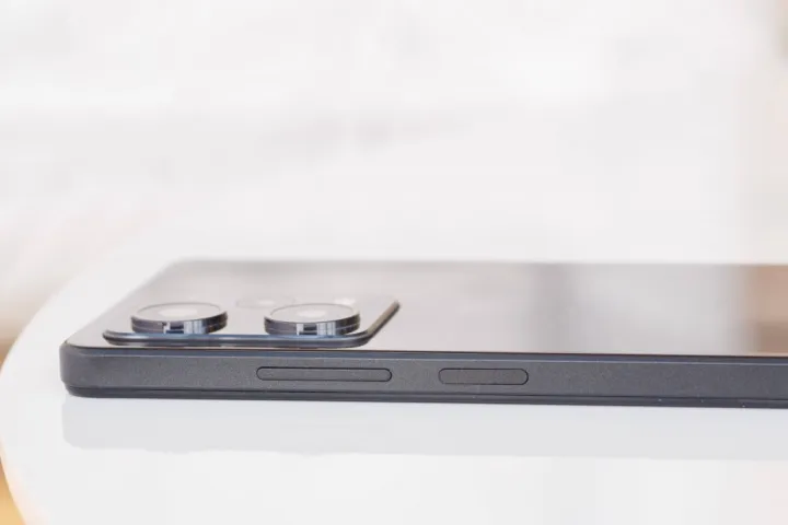 Xiaomi%20Redmi%20Note%2012%20Pro%205G%2012GB%20RAM%20256GB%20ROM%20with%206.7%20inch%20AMOLED%20Display%20Android%2013%20Smart%20Phone%20with%20back%20cover,%20charger%20and%20cable%20-%20Image%207