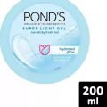 Pond’s Super Light Gel Oil Free Moisturiser With Hyaluronic Acid + Vitamin E (200ml). 