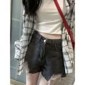 Plaid Shirt Coat Women's Summer 2024 New Loose Design Niche Thin Casual Sun Protection Clothing Fashionable Outerwear. 