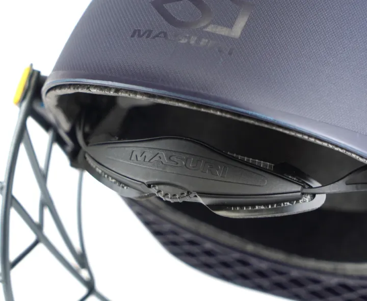 MASURI%20C-LINE%20STEEL%20SENIOR%20CRICKET%20HELMET%20-%20Image%204