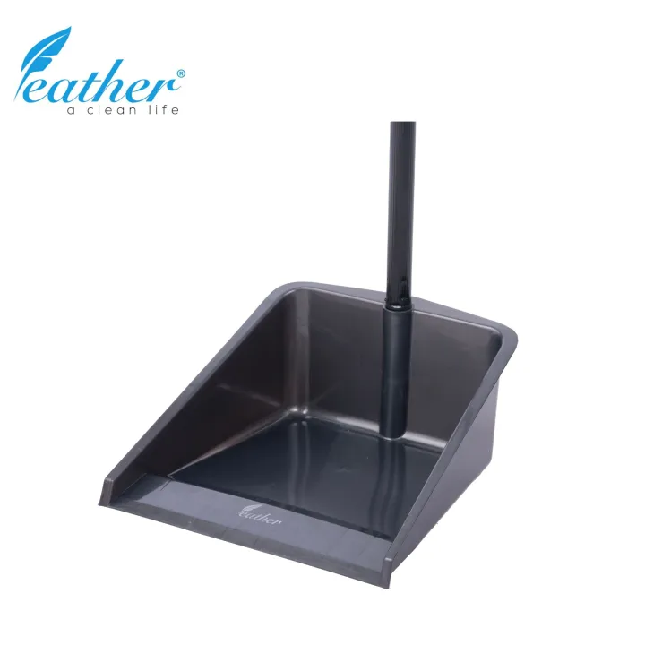 LONG%20HANDLE%20DUSTPAN%20%2070CM%20PLASTIC%20COATED%20METAL%20HANDLE%20%20-%20FEATHER%20BRAND%20-%20Image%205