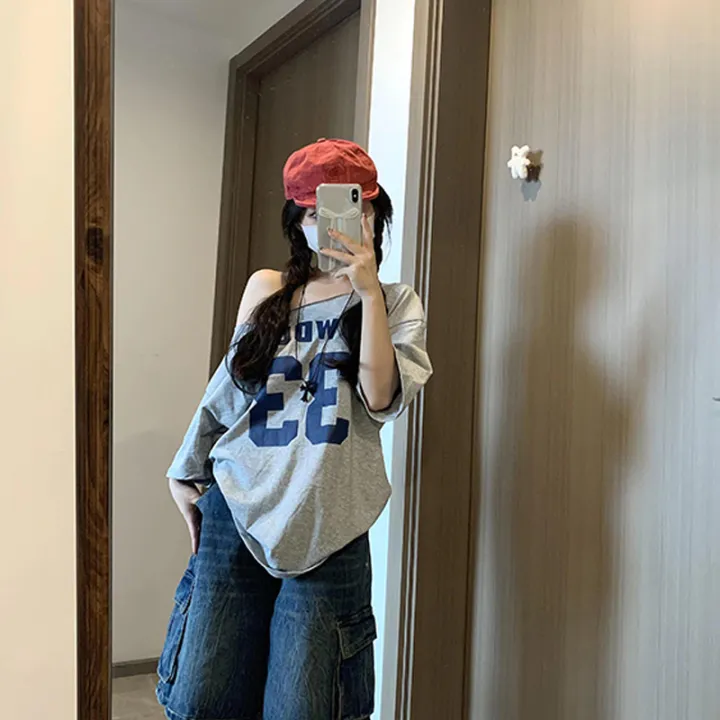 Women's%20Fashion%20Letter%20Print%20Chic%20Off-shoulder%20Short%20Sleeve%20Loose%20Casual%20T-shirt%20-%20Image%205