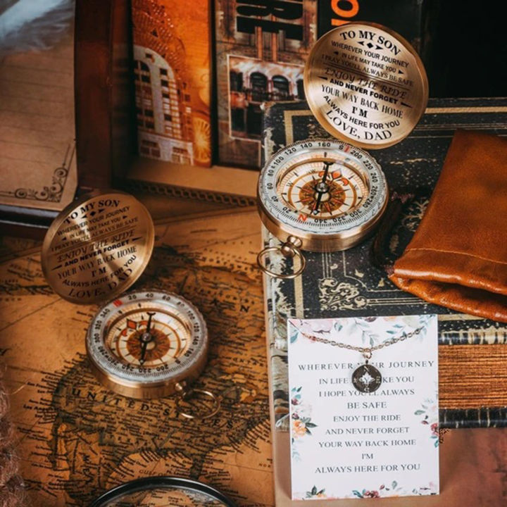 Directional%20Compass%20Christmas%20Style%20Glossy%20Rust-proof%20Compass%20Decor%20-%20Image%205