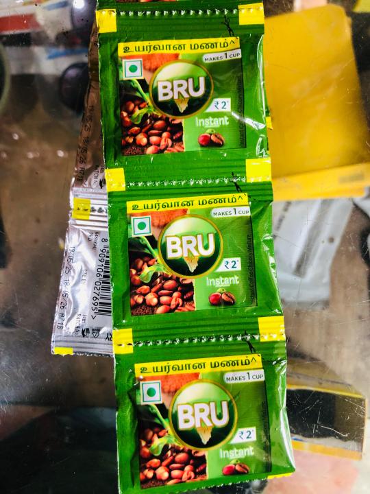 BRU%20Instant%20Coffee%20Sachet%20%E2%80%93%20Single%20Cup%20Pack%20%7C%2010%20%7C%20Fresh%20Rich%20Taste%20%7C%20Instant%20Coffee%20Powder%20-%20Image%202