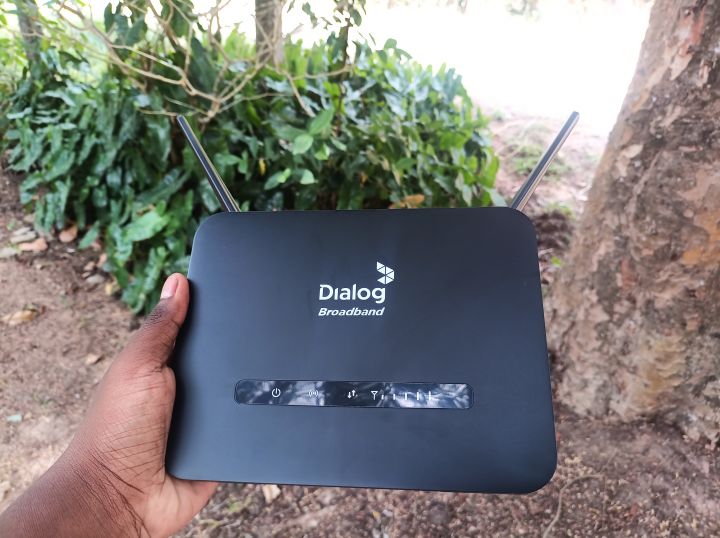 DIALOG%20S50%20CAT%206%204G+%20ROUTER%20-%20Image%202