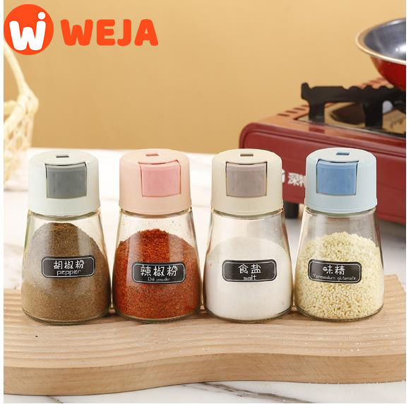 Quantitative seasoning jar glass press salt control bottle seasoning bottle monosodium glutamate salt jar household kitchen metering salt seasoning bottle