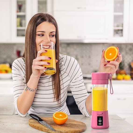 Portable%20Blender,%20Mini%20Personal%20Blender%20Bottle%20for%20shakes%20and%20smoothies%20with%20USB%20Rechargeable%20on%20the%20Go%20Mixer%20Electric%20Blender%20Cup%20for%20Fruit%20Juice%20Protein%20-%20Image%206