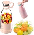 Portable Blender, USB Rechargeable Mini Juicer Blender, Personal Size Blender for Juices, Shakes and Smoothies, Best gift for relatives and friends. 