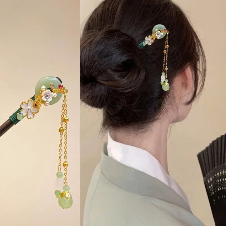 Hot%20Hanfu%20Hairpin%20Wooden%20Hair%20Stick%20Women%20Cheongsam%20Chinese%20Style%20Girl%20Clasps%20Korean%20Headdress%20Hair%20Pin%20%EB%B9%84%EB%85%80%20Accessories%20Jewelry%20-%20Image%203