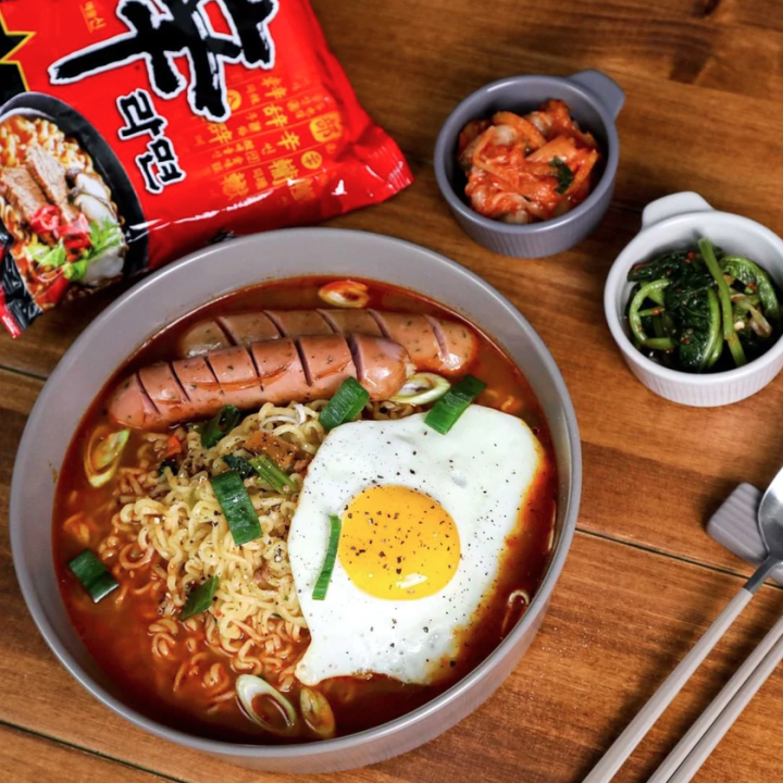 NONGSHIM%20SHIN%20SPICY%20RAMEN%20PACKET%20120gm%20.%20KOREAN%20RAMEN%20NOODLES%20-%20Image%203