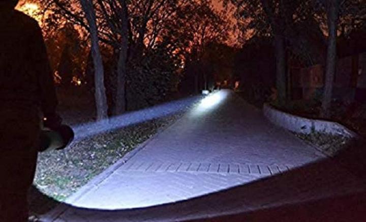 %E2%80%8BRichsonic%20Rechargeable%20High%20Power%20Torch%2020W%20RSL-1304%20LED%20Light%20Search%20Light%20Flashlight%20-%20Image%203