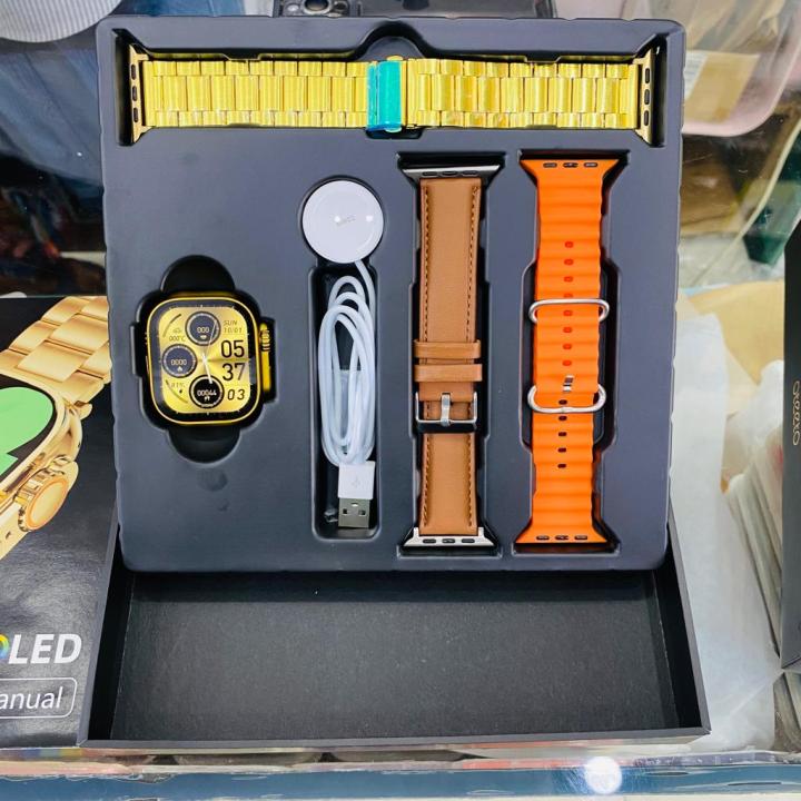 Oteeto%20TU81%20Gold%20Edition%20Ultra%20Amoled%20Display%20Smartwatch%203%20Straps%20-%20Image%207