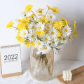 Decorative Artificial flowers Realistic Vase Desktop Chamomile daisies Little  bouquet for Home decor Office decoration Wedding centerpiece Gift for friends Photography props. 