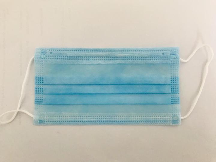 100%20Pcs%203-Ply%20Mask%20Disposable%20Surgical%20Face%20Masks%20Earloop%20Non-Woven%20Made%20in%20Sri%20Lanka%20-%20Image%204