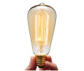 40W E27 220-240V Edison Light Bulb, Retro Yellow Light W-filament Bulb Coffee House Decor Industrial Style Lamp. 