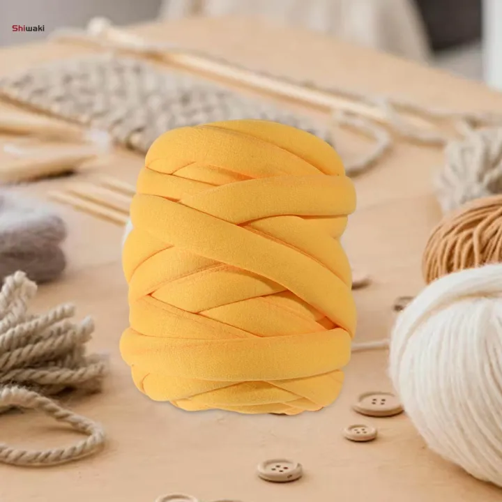 Chunky%20Yarn%200.55LBS%20Super%20Soft%20Washable%20Super%20Bulky%20Giant%20Yarn%20for%20Extreme%20Arm%20Knitting%20DIY%20Throw%20Sofa%20Bed%20Blanket%20Pillow%20Pet%20Bed%20and%20Bed%20Fence%20-%20Image%206