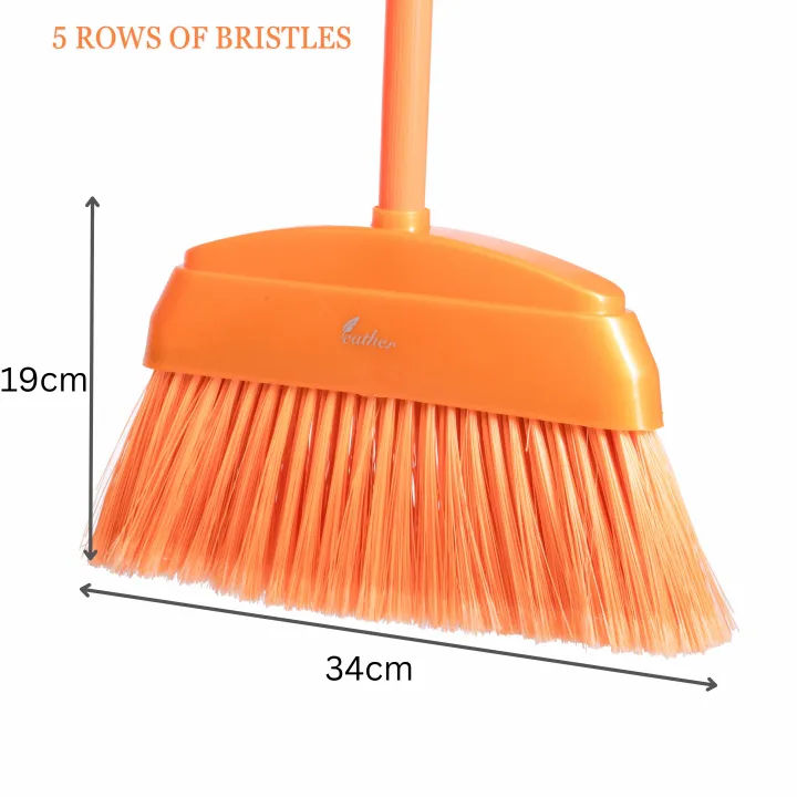 INDOOR%20BROOM%20MONARA%20WITH%20120CM%20PLASTIC%20COATED%20METAL%20HANDLE%20-%20FEATHER%20BRAND%20-%20Image%207