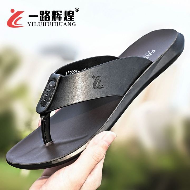 New%20Leather%20Sandals%20Leather%20Slippers%20Men's%20Fashion%20Outwear%20Flip%20Flops%20Men's%20Summer%20Non-Slip%20Deodorant%20Outdoor%20Sandals%20-%20Image%206