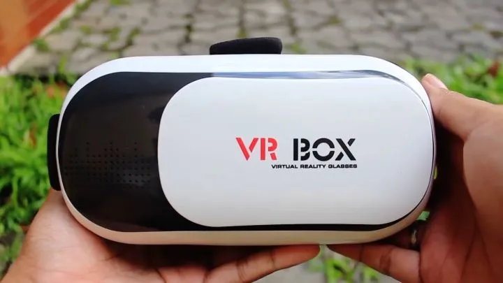 VR%20BOX%202.0%20Version%20Virtual%20Reality%203D%20Glasses%20as%20your%20private%203D%20Cinema%20White%20-%20Image%203