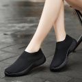 Mother Shoes Soft Bottom Flying Woven Socks Women'S Shoes Casual Lightweight Md Outsole Breathable Sports Shoes Old Shoes. 