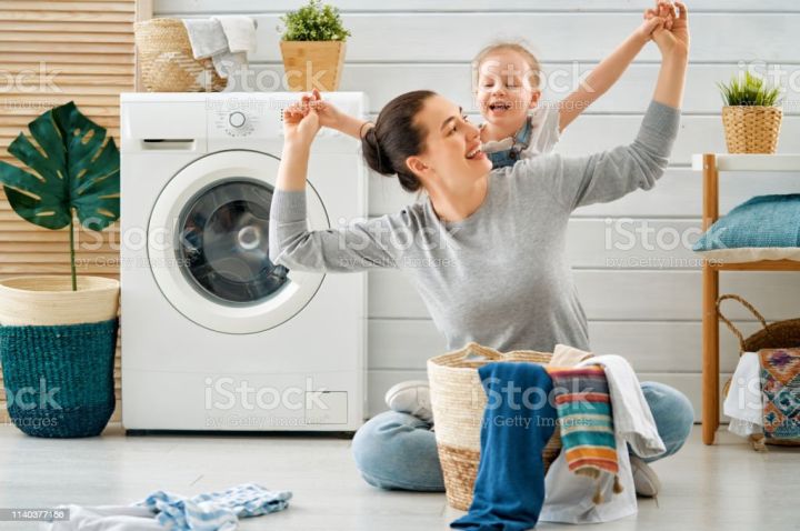Laundry%20%7C%20Detergent%20Washing%20Machine%20%7C%20Hand%20Washing%20Liquid%204L%20%7C%20Laundry%20For%20Front%20&%20Top%20Load%20Machine%20Natural%20Fresh%20%7C%20Laundry%20Detergent%20Liquid%20Soap%20Eco%20%7C%20High%20Efficiency%20(HE),%20Fine%20Scent%20-%20Image%205