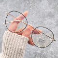 UV400 Anti-blue Light Glasses Trendy Metal Frame Reading Metal Frame Reading Eyeglasses Classic Ultralight UV400 Shades Eyewear for Office Computer Fashion Protect eyes. 