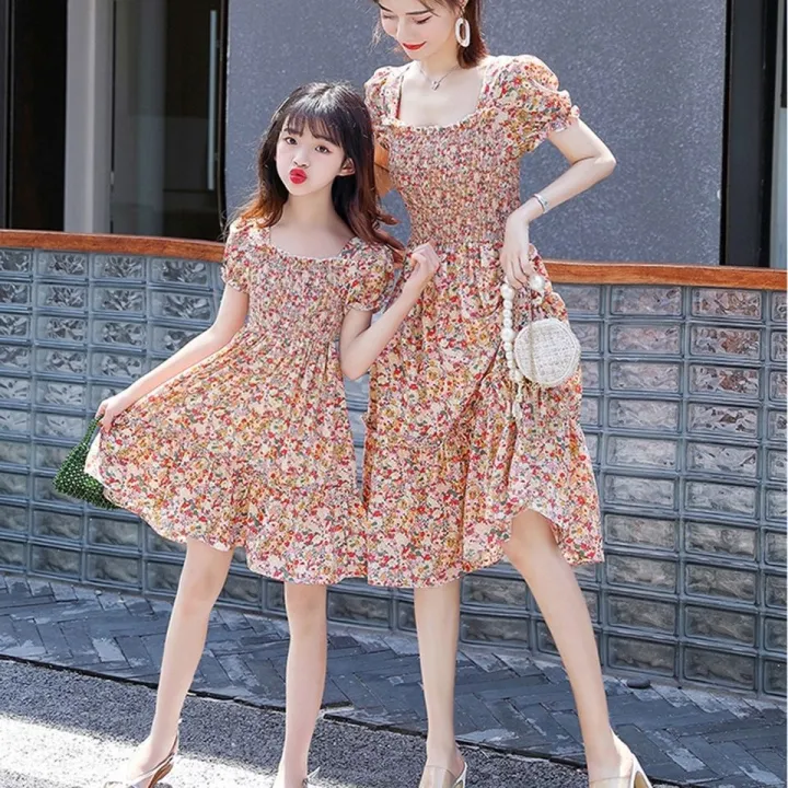 Parent-Child%20Dress%20Mother-Daughter%20Matching%20Outfit%20Summer%20Girls'%20Floral%20Dress%20Mother%20and%20Daughter%20Korean%20Style%20Loose%20Fashion%20Fried%20Street%20Fashionable%20Princess%20Dress%20-%20Image%205