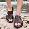 Top Layer Cowhide Men's Leather Sandals Lightweight Non-Slip Summer New Youth Dad Shoes High-End Soft Bottom Beach Shoes. 