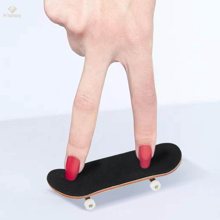 Finger%20Skateboard%20with%20Screwsdriver%20Props%20Set%20-Slip%20Pad%20Maple%20Wood%20DIY%20Reduce%20Pressure%20-%20Image%208